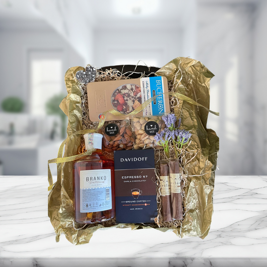 Подаръчна кутия със сливова ракия Branko и пури , код 110