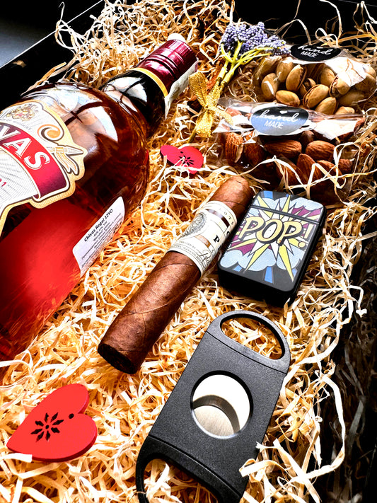 Подаръчна кутия с уиски Chivas Regal , код 303