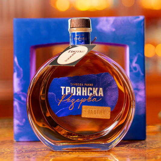 Сливова ракия Троянска златна резерва  , 700 ml