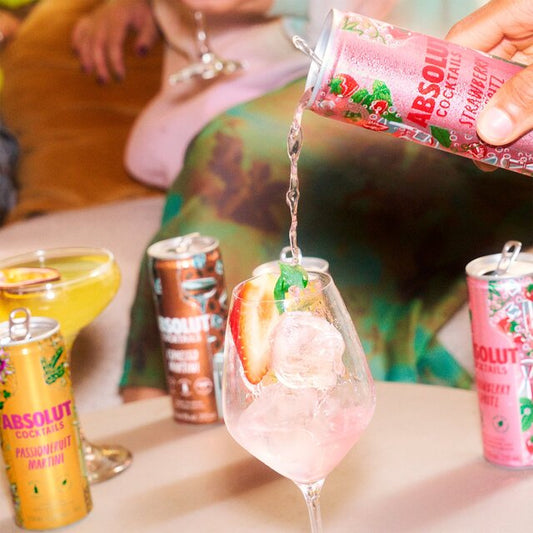 Коктейл Absolut Strawberry Spritz- 250 ml