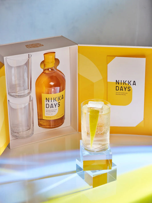 Уиски Nikka days 700 ml + 2 чаши
