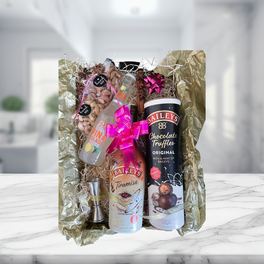 Подаръчна кутия с Baileys и бонбони, код 107