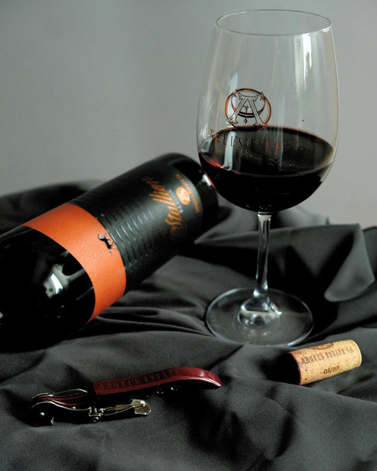 Червено вино Stallion cllassic 750 ml