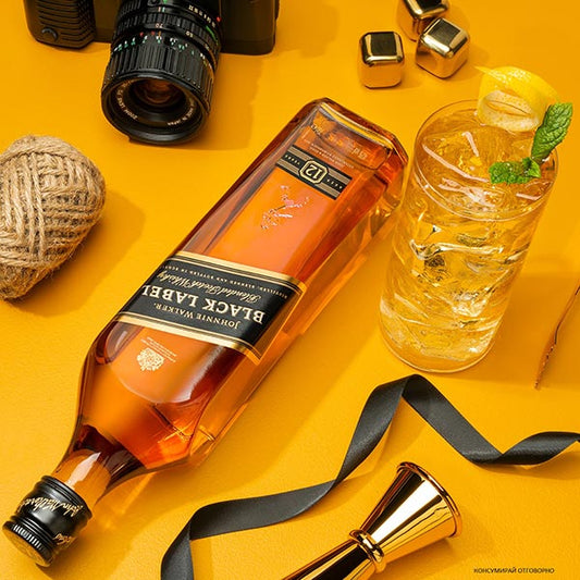 Шотландско уиски Johnnie Walker Black label, 700 мл